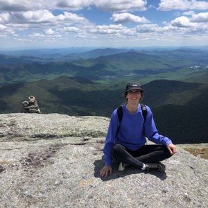 Meet your Posher, Julia